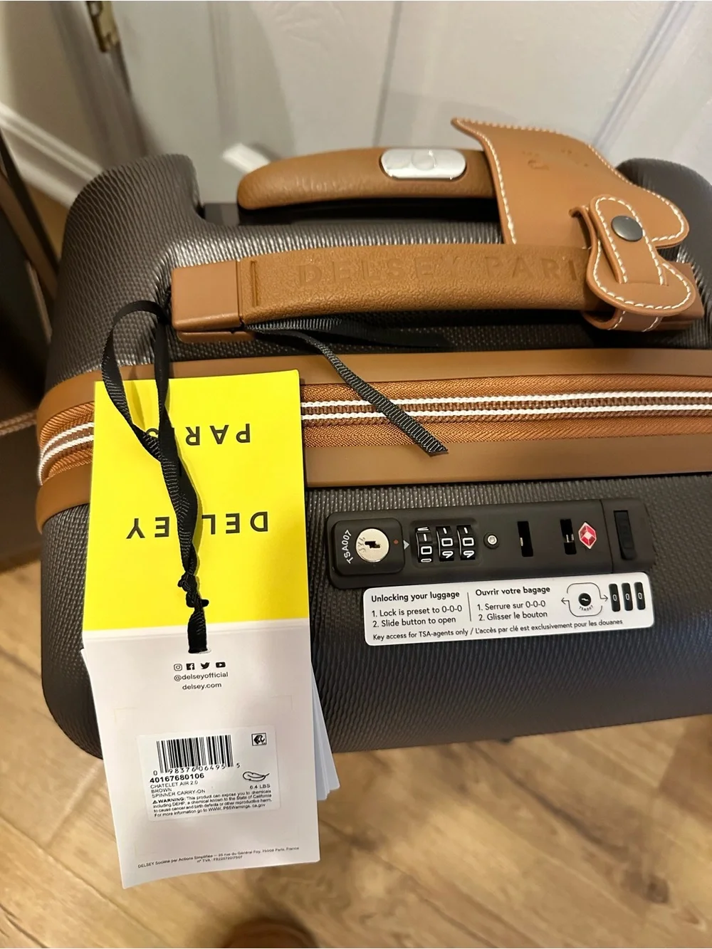 New DELSEY PARIS 2 Piece Set (20”Carry On + 28” Check Luggage)